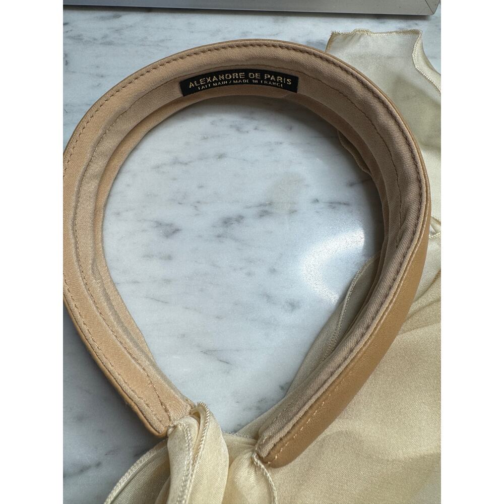 Alexandre de Paris Solene Headband - Picture 4 of 9